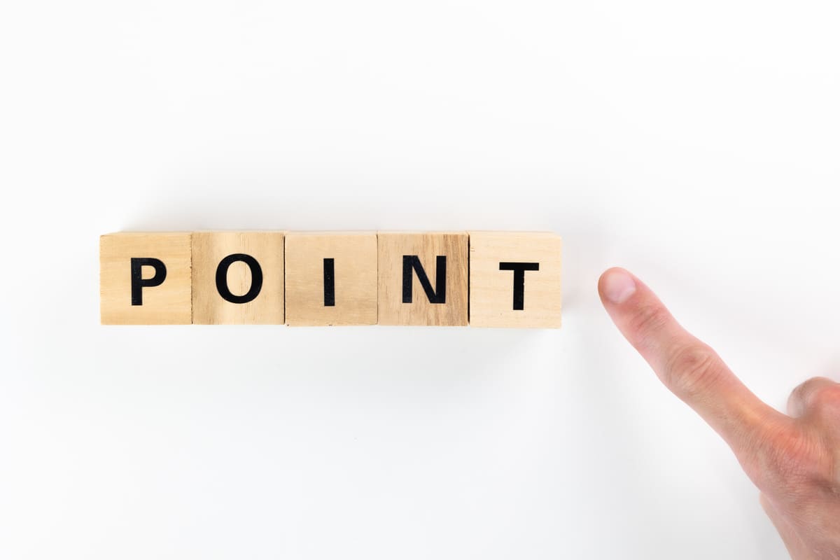 ポイント文字と指差し(白背景)