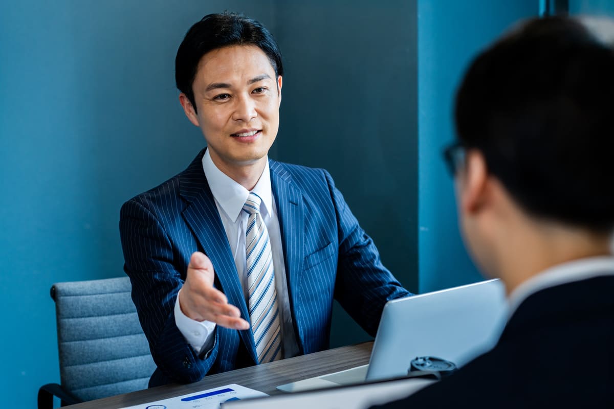 コンサルタント